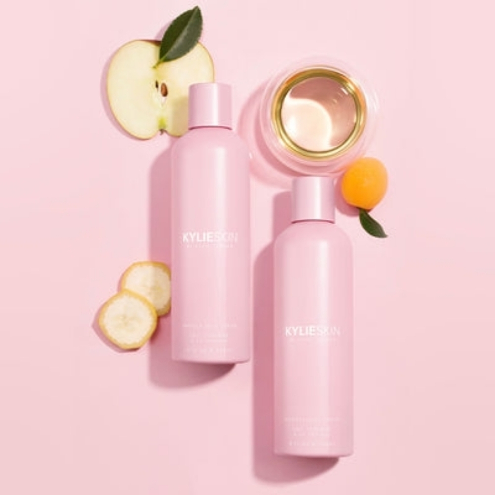 ✨️Kylie Skin Bundle✨️ - Picture 4 of 7